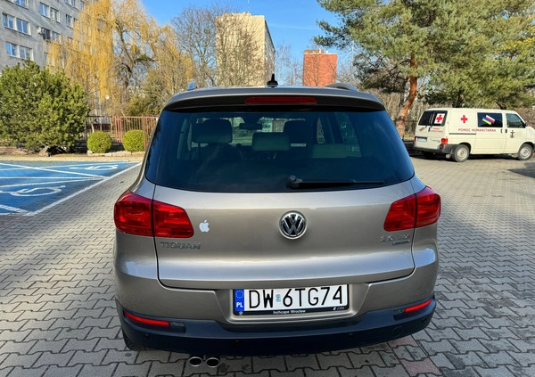 Volkswagen Tiguan cena 59000 przebieg: 178000, rok produkcji 2013 z Strzelin małe 379